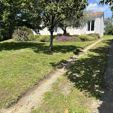 Prázdninový dům Maison Independante 6 Pers. Avec Terrasse, Barbecue Et Parking, A 6 Km De La - Fr-1-224a-67 LʼAiguillon-sur-Vie